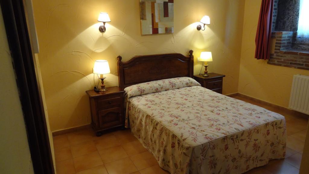 Conjunto Hotelero La Pasera Soto De Cangas Room photo