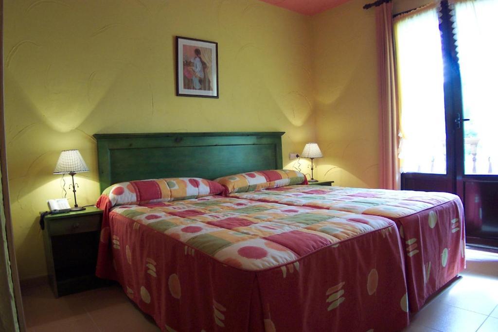 Conjunto Hotelero La Pasera Soto De Cangas Room photo