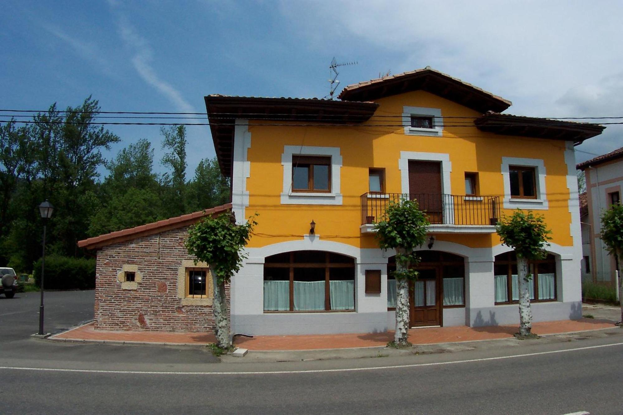 Conjunto Hotelero La Pasera Soto De Cangas Exterior photo