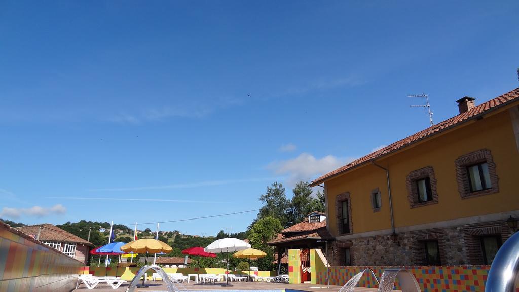 Conjunto Hotelero La Pasera Soto De Cangas Exterior photo