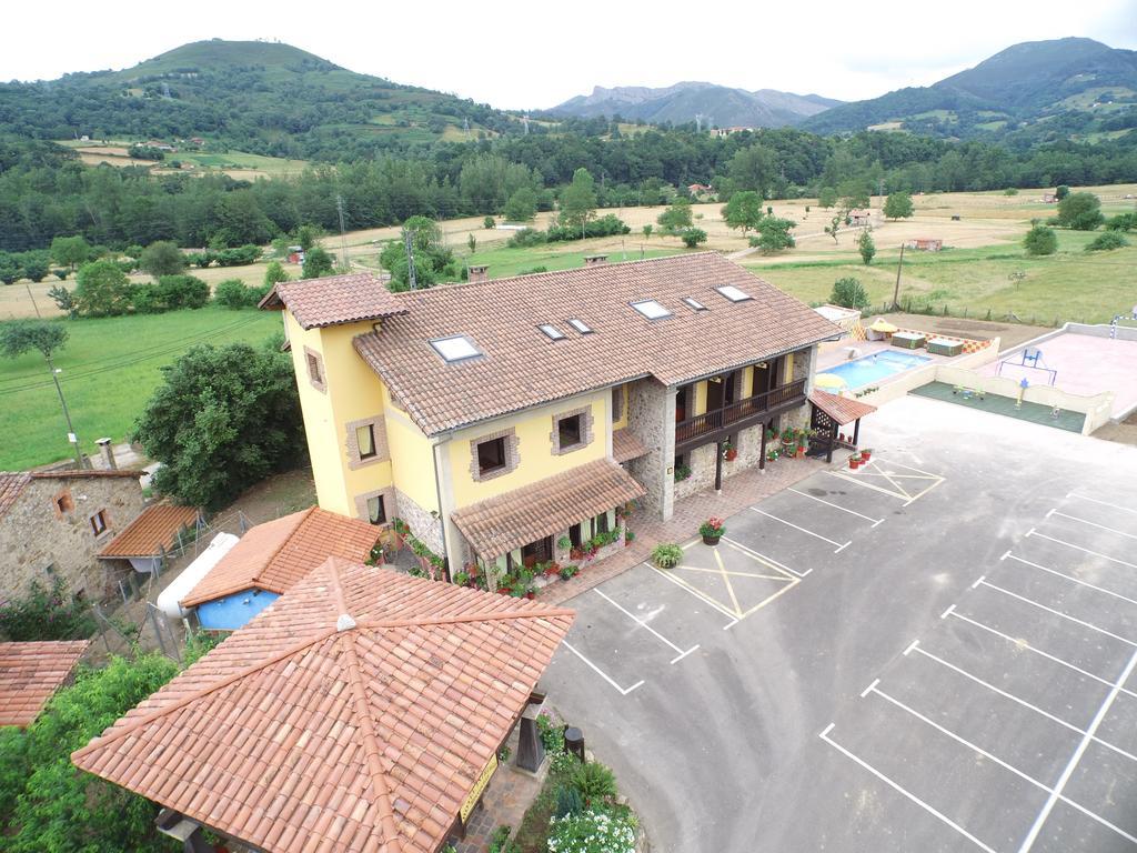 Conjunto Hotelero La Pasera Soto De Cangas Exterior photo