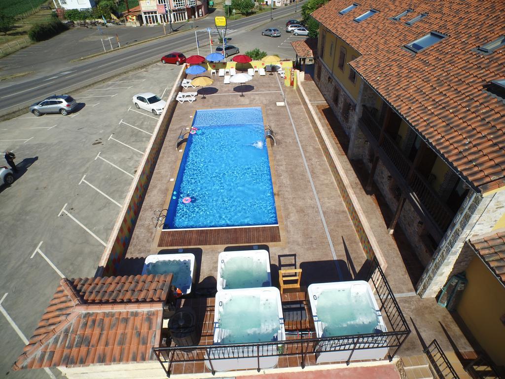 Conjunto Hotelero La Pasera Soto De Cangas Exterior photo