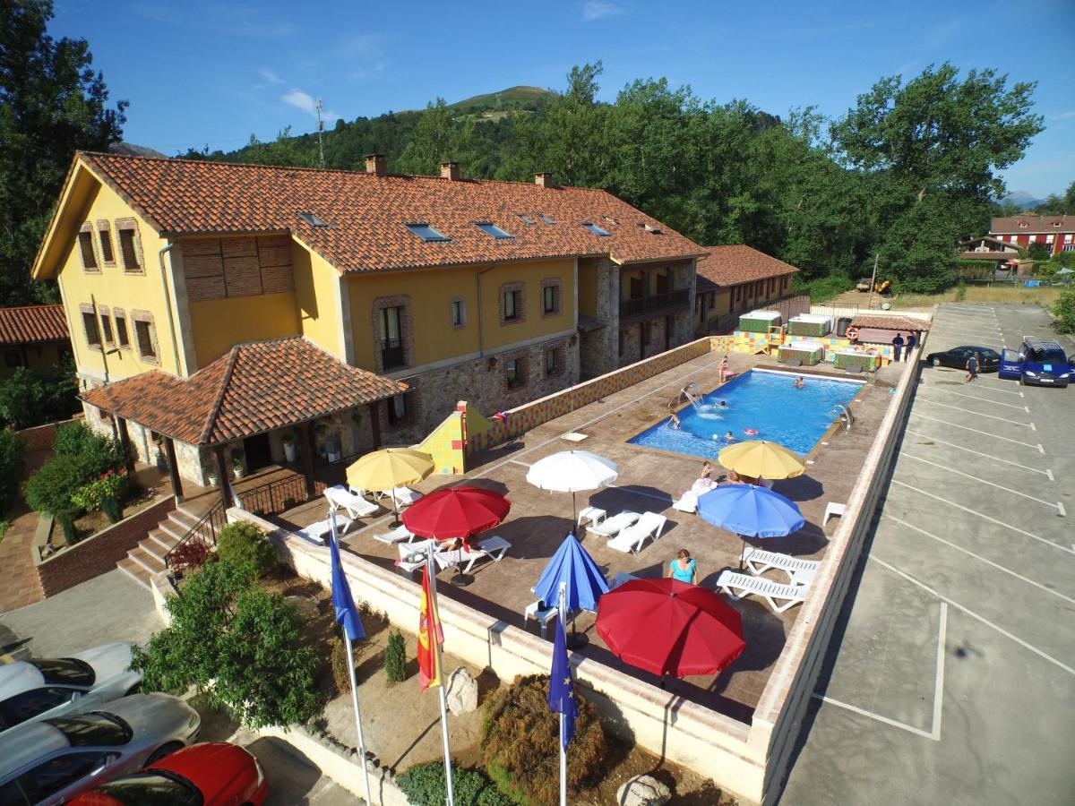 Conjunto Hotelero La Pasera Soto De Cangas Exterior photo